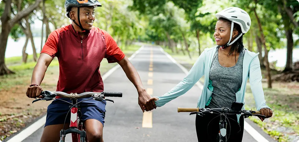 How to Stay Safe on a First Date: 15 Essential Safety Tips